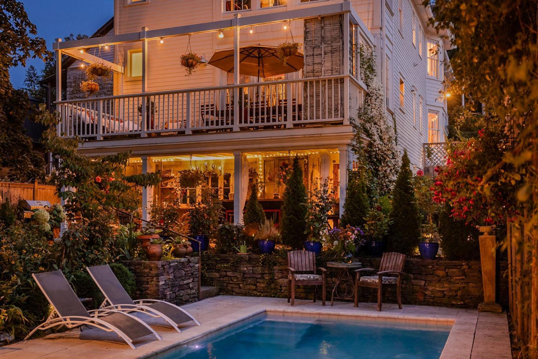 Palazzo Hudson - Luxury Pool, Hot Tub, And Sauna ภายนอก รูปภาพ