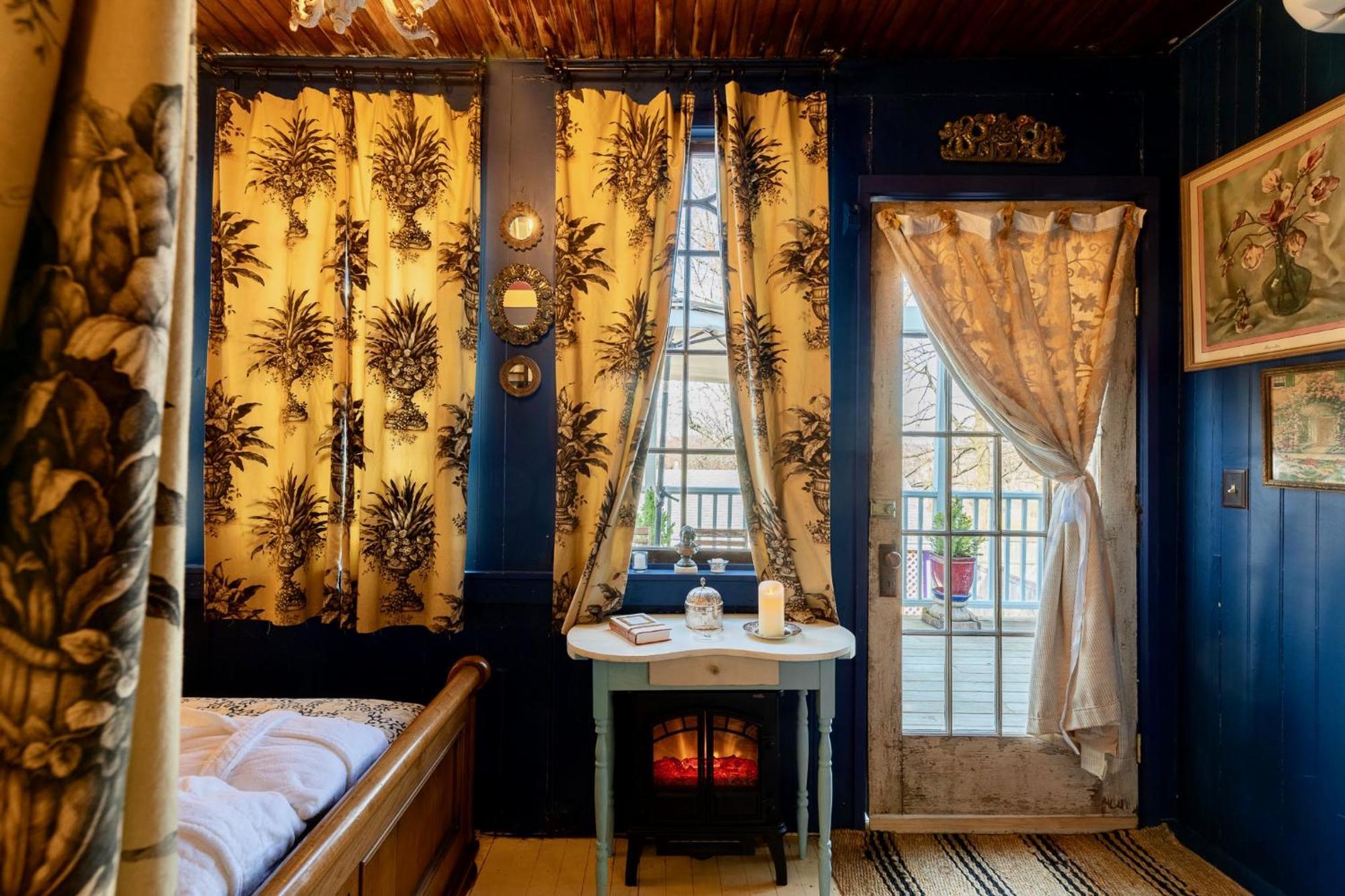 Palazzo Hudson - Luxury Pool, Hot Tub, And Sauna ภายนอก รูปภาพ